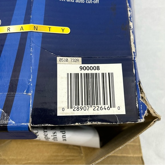 Michelin Compact 12V Tire Inflator With Digital Gauge & Auto Preset Model 900008 - Picture 5 of 5